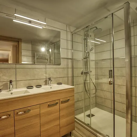 Chalet Moderne Avec Jacuzzi, Animaux Admis,